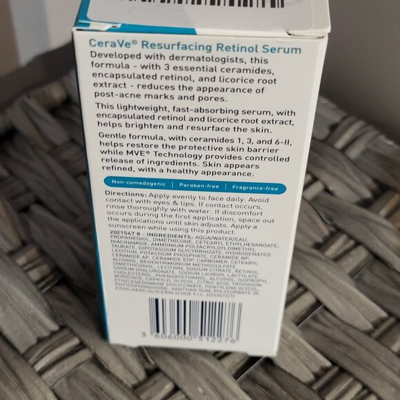 NEW CERAVE RESURFACING RETINOL SERUM - Picture 3 of 4